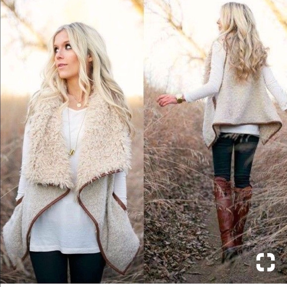 NWT Faux Fur Shearling Soft Cozy Vest Beige - Picture 8 of 8